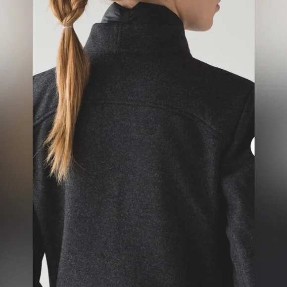 Lululemon RARE All Days Softshell US10 - Picture 5 of 16